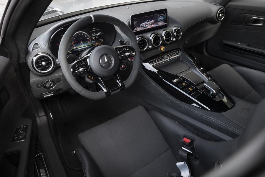 Интерьер Mercedes-AMG GT R PRO (C190) 2019 года  (WW) (фото 40 из 50)